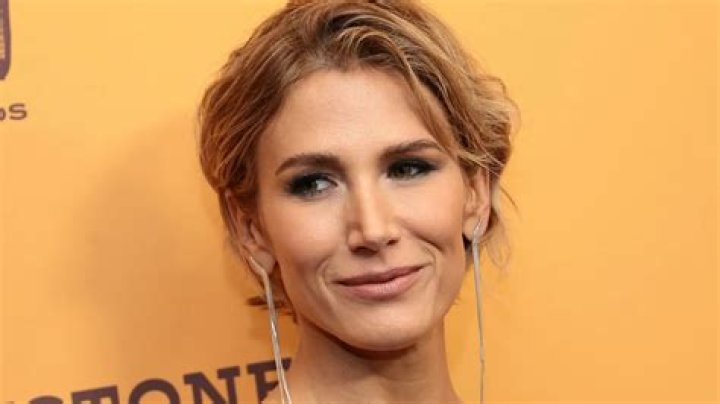 All About Jennifer Landon's Age: A Comprehensive Look