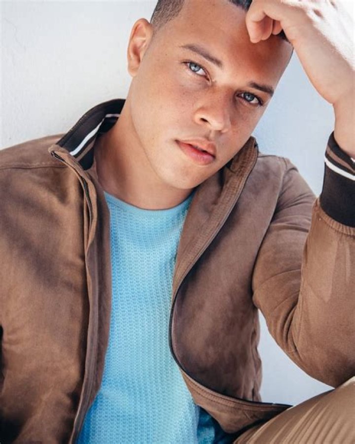 The Extraordinary Son Of Legendary Actor: Julian Henry De Niro