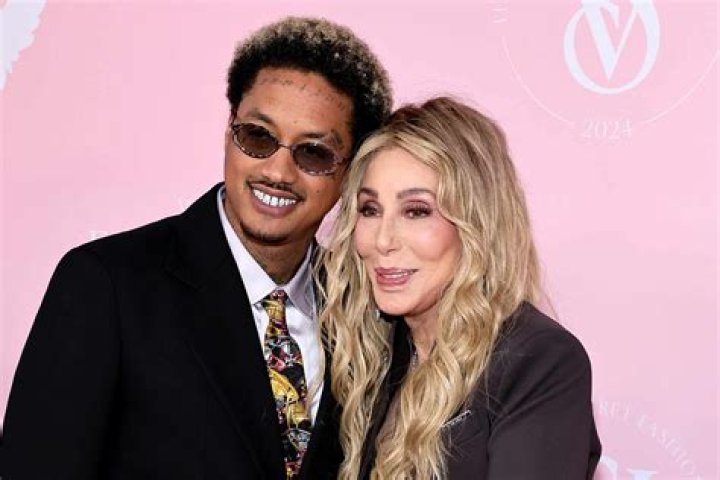 Sandra Oh's Dating Life In 2024: The Latest Scoop